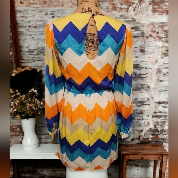 GB Chevron Colorful Print Dress Size S - Picture 2 of 7